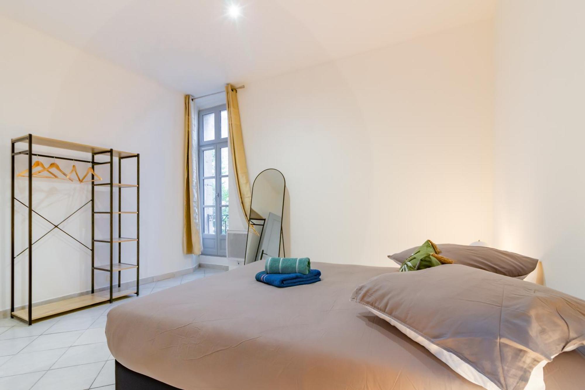 Spacieux Appartement En Plein Coeur De Béziers Kültér fotó