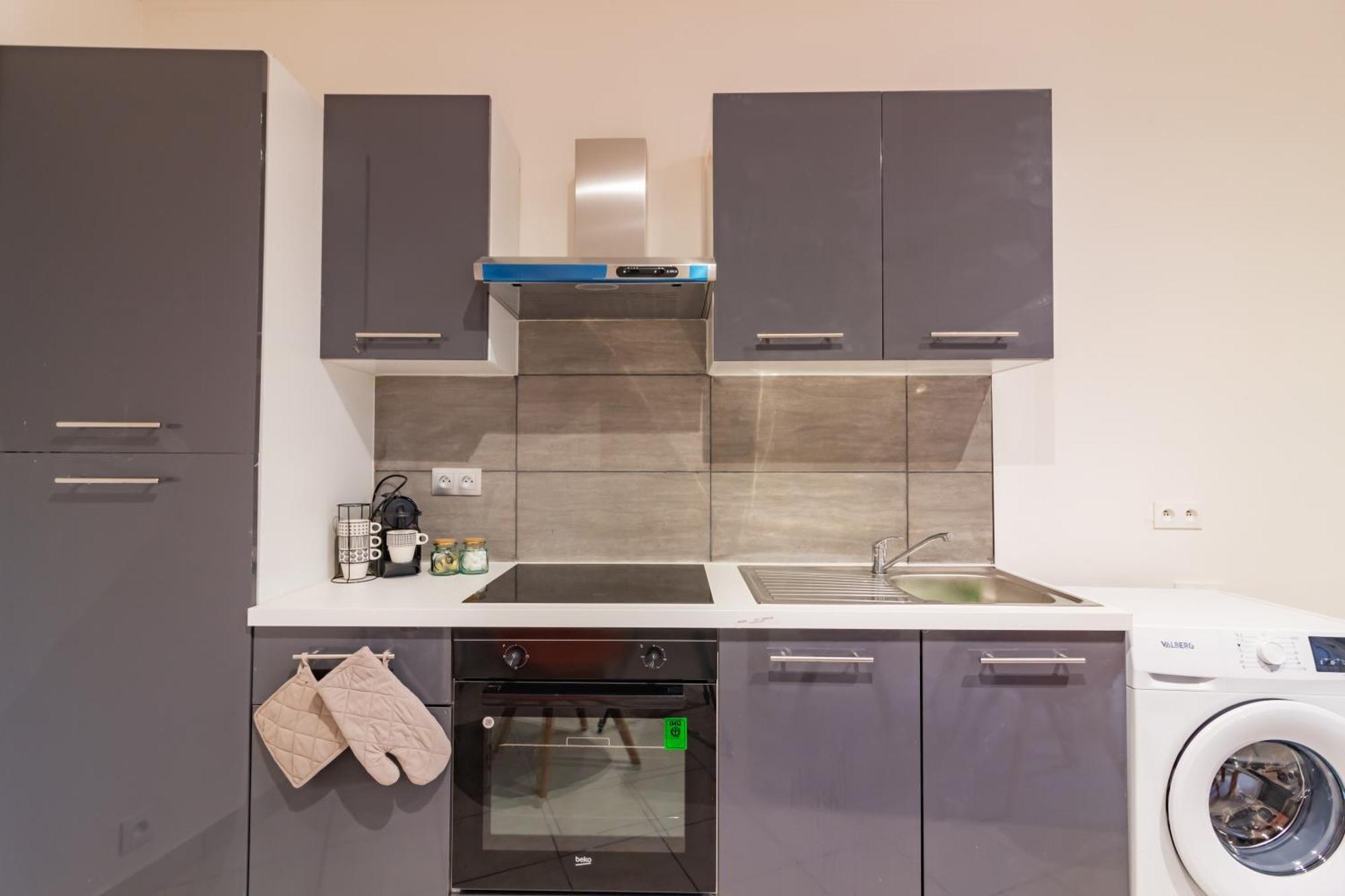 Spacieux Appartement En Plein Coeur De Béziers Kültér fotó