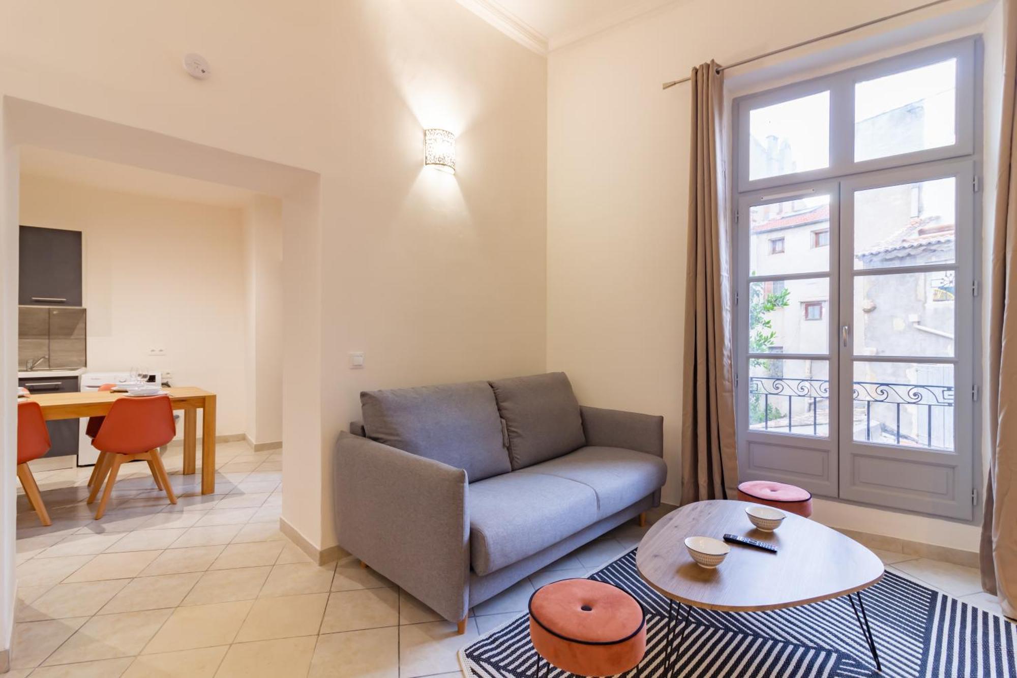 Spacieux Appartement En Plein Coeur De Béziers Kültér fotó
