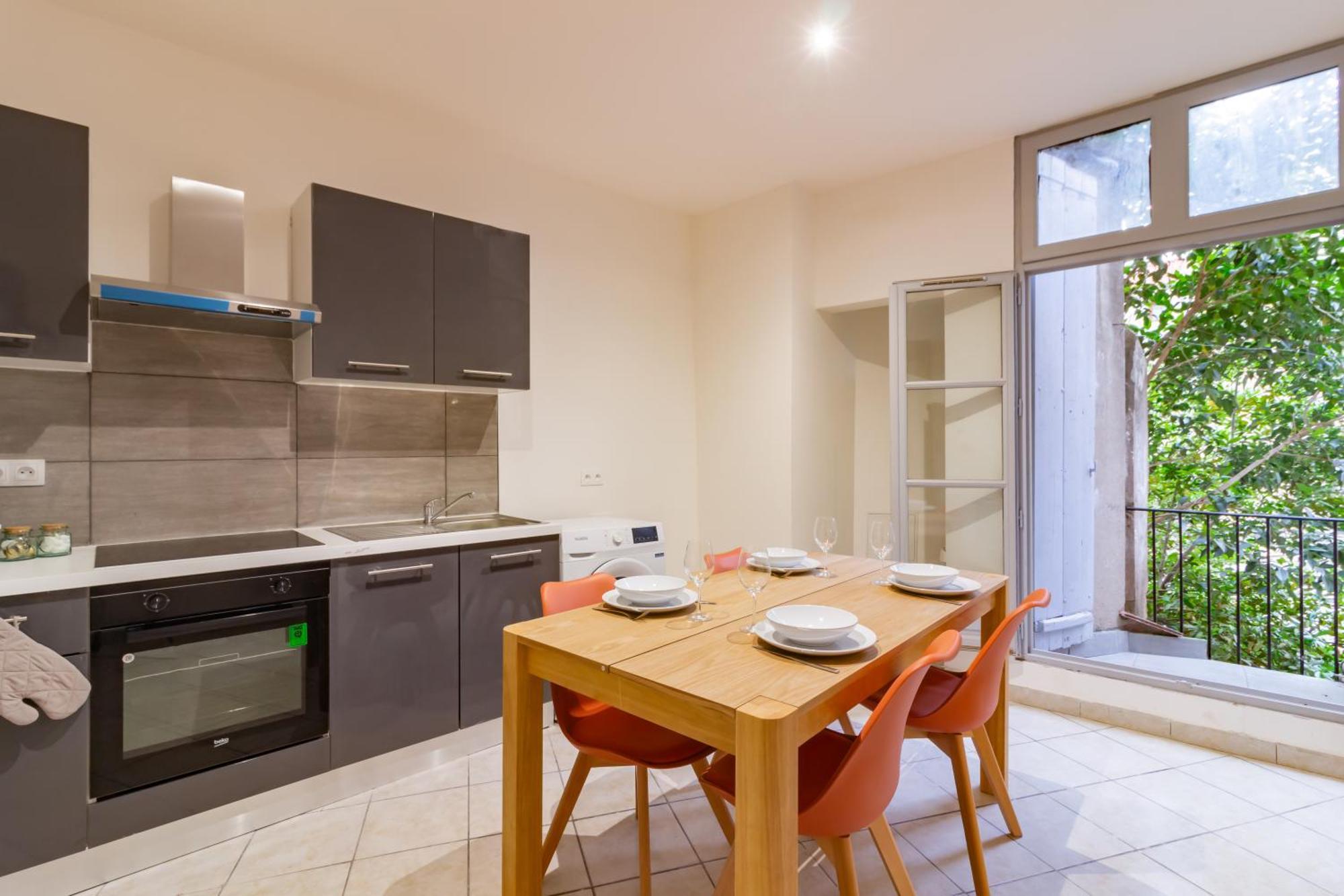 Spacieux Appartement En Plein Coeur De Béziers Kültér fotó